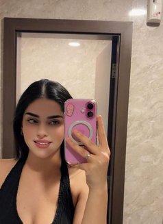 أحلى البنات في البحرين - escort agency in Al Manama Photo 11 of 11