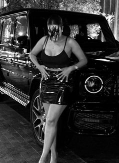التونسية ملكة السعادة عندي صناعي للبعض - escort in Riyadh Photo 3 of 5