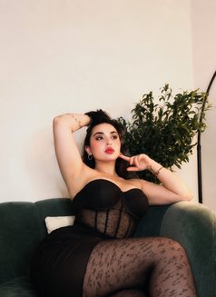 الملكه غزل - dominatrix in Riyadh Photo 7 of 18