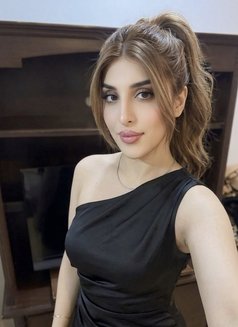 شميل عربية - Intérprete transexual de adultos in Jeddah Photo 1 of 11