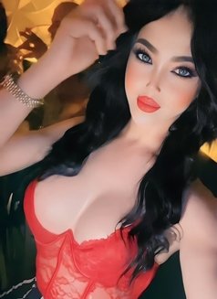 هيفاء CAM SHOW & SEX VIDEOS - Transsexual escort in Jeddah Photo 22 of 27