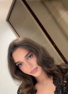 دلوع بزب كبير 🥵 - Acompañantes transexual in Riyadh Photo 1 of 6