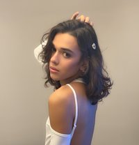 دلوع بزب كبير 🥵 - Transsexual escort in Riyadh Photo 14 of 16