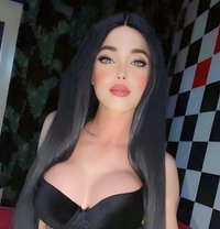 هيفاء CAM SHOW & SEX VIDEOS - Transsexual escort in Jeddah