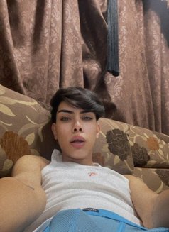 نجم - Male escort in Muscat Photo 8 of 8