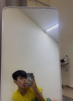 نجم التونسي - Male escort in Muscat Photo 2 of 4