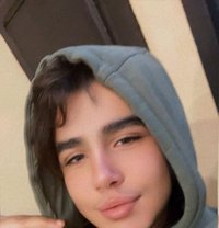 دلوعه - Male escort in Tunis