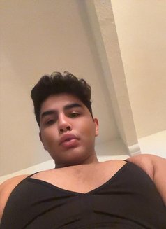 دلوعه - Male escort in Tunis Photo 5 of 6