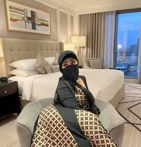 الملكة كوكي الممحونة - escort in Bangkok