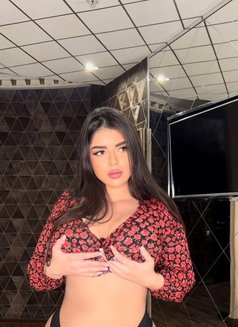𝓛𝓾𝓚𝓪𝓽’𝓼 - puta in Riyadh Photo 3 of 13