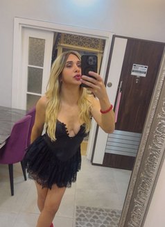 الشميل العربي في إسطنبول - Transsexual escort in İstanbul Photo 2 of 11