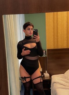 ⚜️𝓗𝓲𝓰𝓱 𝓬𝓵𝓪𝓼𝓼⚜️𝓕𝓪𝓶𝓮 𝓫𝓸𝔂⚜️ - Acompañantes masculino in Al Manama Photo 11 of 12