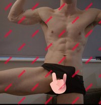 𝘾𝙊𝙇𝙄𝘾𝘾𝙃𝙄𝙀 - Male escort in Doha