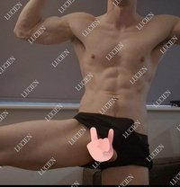𝙇𝙐𝘾𝙄𝙀𝙉 - Male escort in Dubai