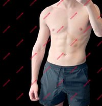 𝘾𝙊𝙇𝙄𝘾𝘾𝙃𝙄𝙀 - Acompañantes masculino in Doha