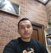 Умар - Acompañantes masculino in Tashkent