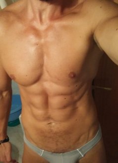 1 IN A MILLION - Acompañantes masculino in Abu Dhabi Photo 10 of 13