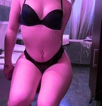 100% Authentic Masseuse and Anal 100% - Masajista in Limerick