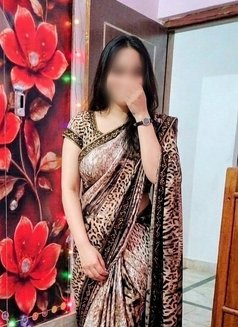 Available cam, sex chat ,meet - puta in Chennai Photo 4 of 6