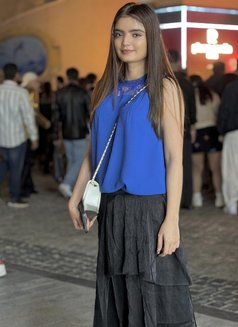 100% genuine photo indian highClass - puta in Dubai Photo 9 of 11