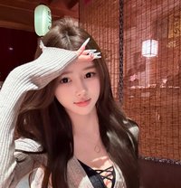 Girl - puta in Guangzhou
