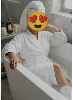 100% indep. avail.(cam,meet,sexy chat) - escort in Chennai Photo 2 of 5