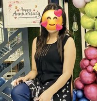 100%independent sexy (meet&cam) - escort in Hyderabad