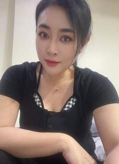 100% Professional massage - masseuse in Al Manama Photo 18 of 18