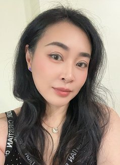 100% Professional massage - masseuse in Al Manama Photo 13 of 23