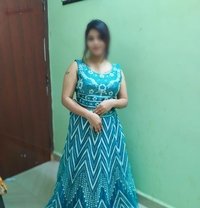 100% Same Profile Housewife Priya Shaik - escort in Hyderabad Photo 1 of 5