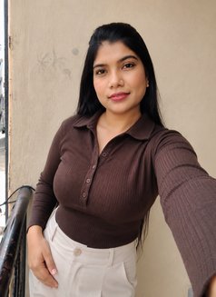 100 % Satisfaction With Romantic College - escort in Hyderabad Photo 1 of 4