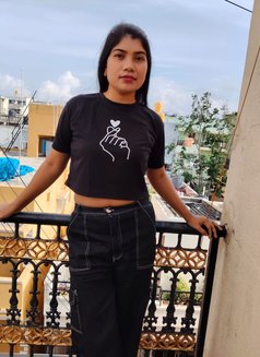 100 % Satisfaction With Romantic College - escort in Hyderabad Photo 2 of 4