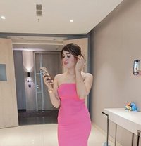 100 Trust Premium Model Indian Russian - puta in Pune
