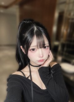 1010 - escort in Tokyo Photo 3 of 4