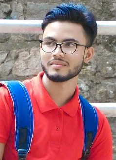 12 Fail - Acompañantes masculino in Kathmandu Photo 5 of 6