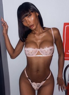 15 LADYBOY ESCORT AVAILABLE FOR 3SOME - Transsexual escort agency in Pattaya Photo 6 of 21