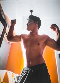 13 Inch Big Cock Boy His Here - Acompañantes masculino in Chennai Photo 1 of 4
