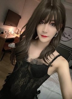 香港琪琪18 Cm - Acompañantes transexual in Hong Kong Photo 3 of 10