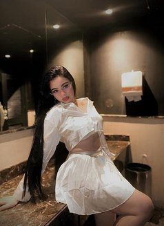 سلينا 18 سنة - escort in Dubai Photo 11 of 12