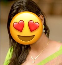 Incalls & Outcalls GFs available 🤍9 - puta in Chennai
