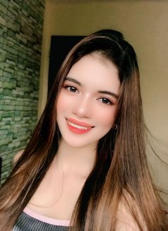 ᴋɪᴍ 19 𝓼𝓮𝔁𝔂 - escort in Manila Photo 1 of 7