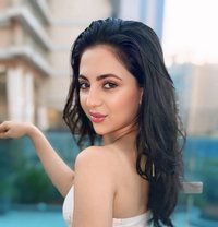 ليان (19 Years) New in Dubai - escort in Dubai Photo 3 of 6