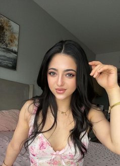 ليان (19 Years) New in Dubai - escort in Dubai Photo 3 of 8