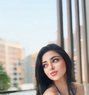 ليان (19 Years) New in Dubai - puta in Dubai Photo 1 of 6