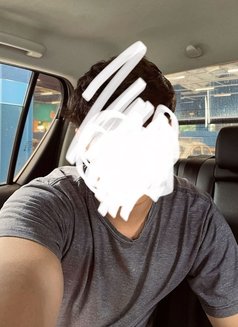 19 years old boy Dushen - Acompañantes masculino in Colombo Photo 9 of 9