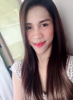 YOUNG THICK FULLYLOADED - Transsexual escort in Manila Photo 19 of 24