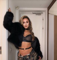 وصلت للتو. لفترة قصيرة 2 - Acompañantes transexual in Riyadh Photo 2 of 11