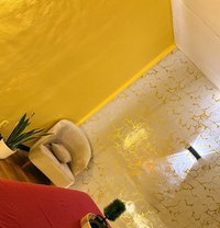 2 Girls Nuru & body Massage Experience - Masajista in Colombo
