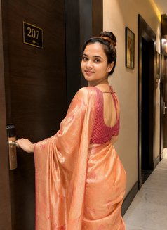 2 Hrs 6 10 K Full Night 12 20k Depends On - escort in Hyderabad Photo 1 of 4