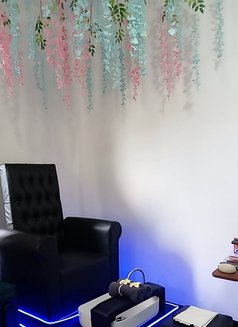 2 in 1 full body and nuru massage - masseuse in Colombo Photo 5 of 5